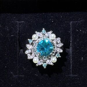 Elegant Silver and Blue Gemstone Ring